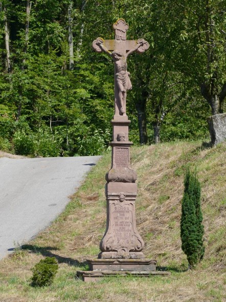 Ringelbacher Kreuz an der Weinstraße